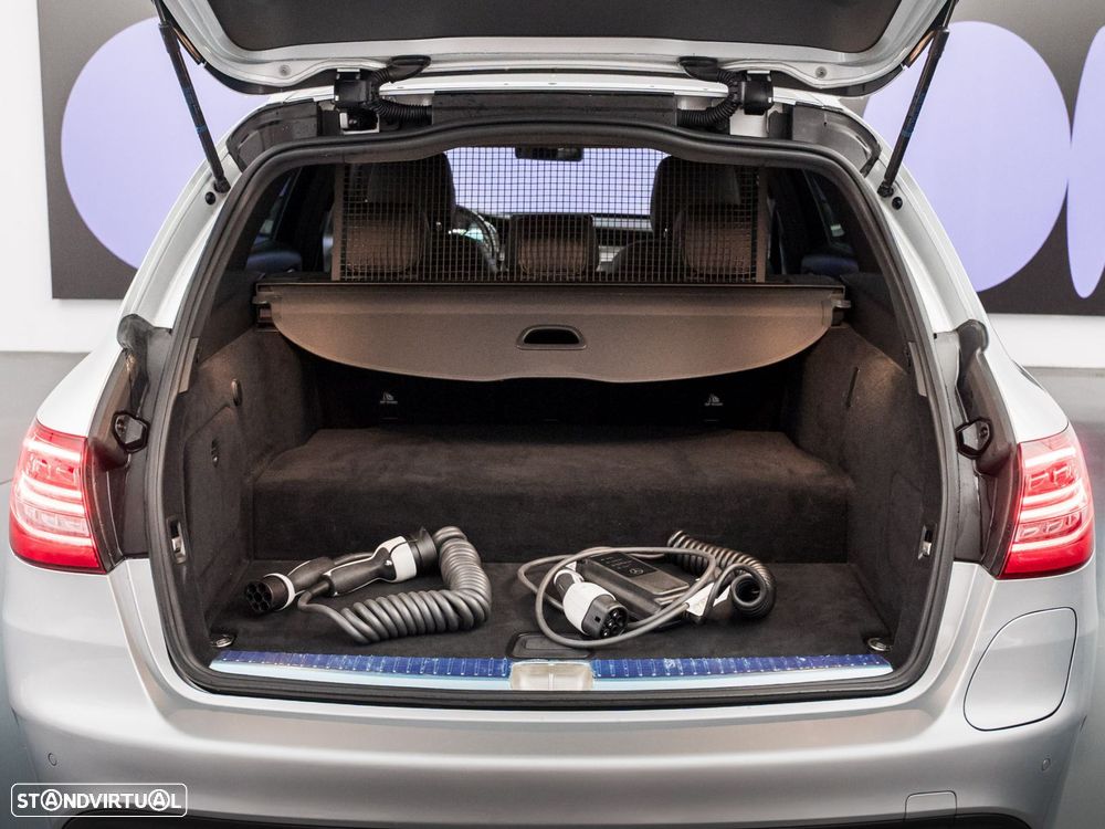 Mercedes-Benz C 300 de AMG Line - 11