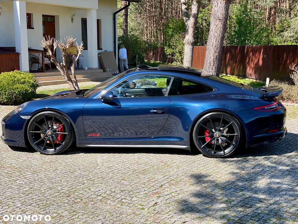 Porsche 911 - 32