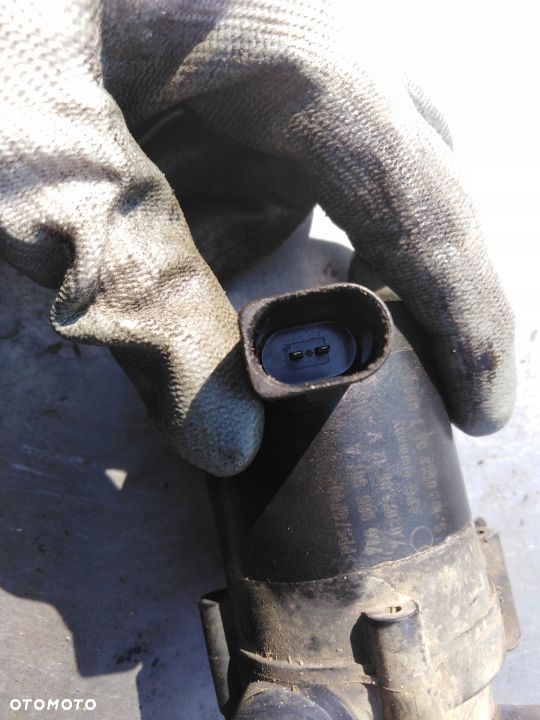 Dodatkowa Pompka Wody Phaeton Touareg Cayenne - 2