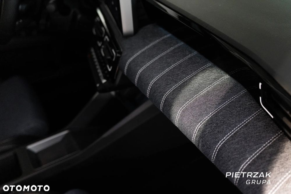 Renault 5 40kWh Urban Range Techno - 17