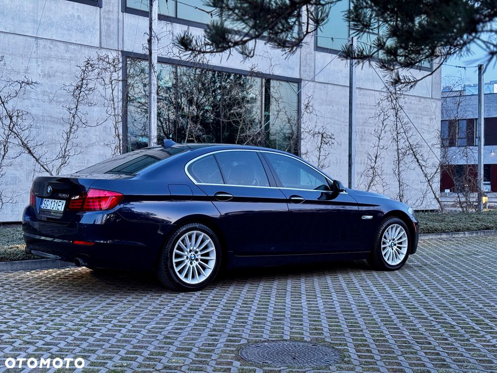 BMW Seria 5 535i xDrive - 7