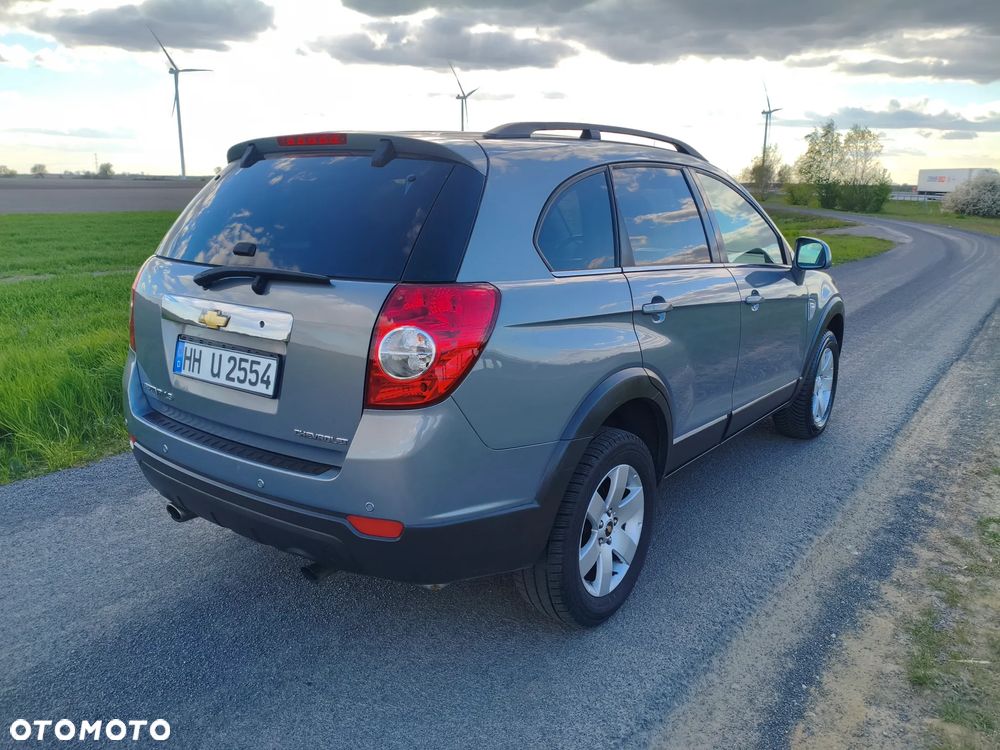 Chevrolet Captiva 2.4 2WD 7 Sitzer LS - 3