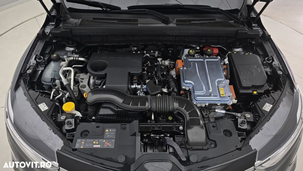 Renault Arkana E-TECH 145 Evolution - 24