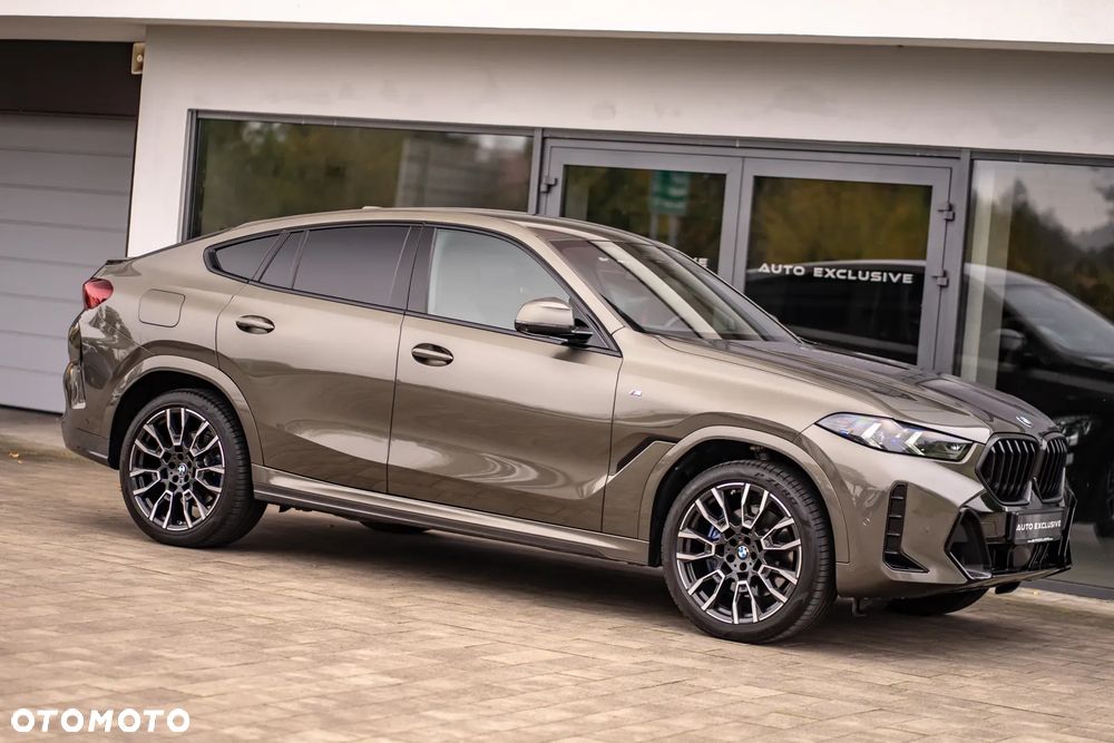 BMW X6 xDrive30d mHEV - 12
