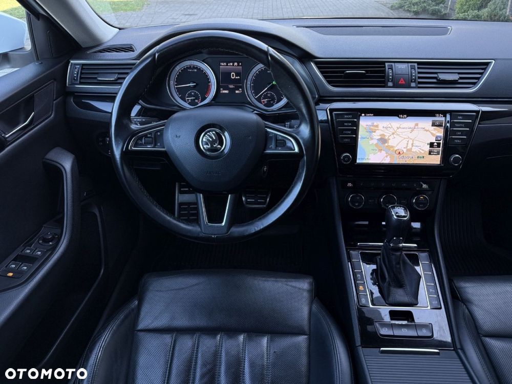 Skoda Superb 2.0 TDI L&K DSG - 20