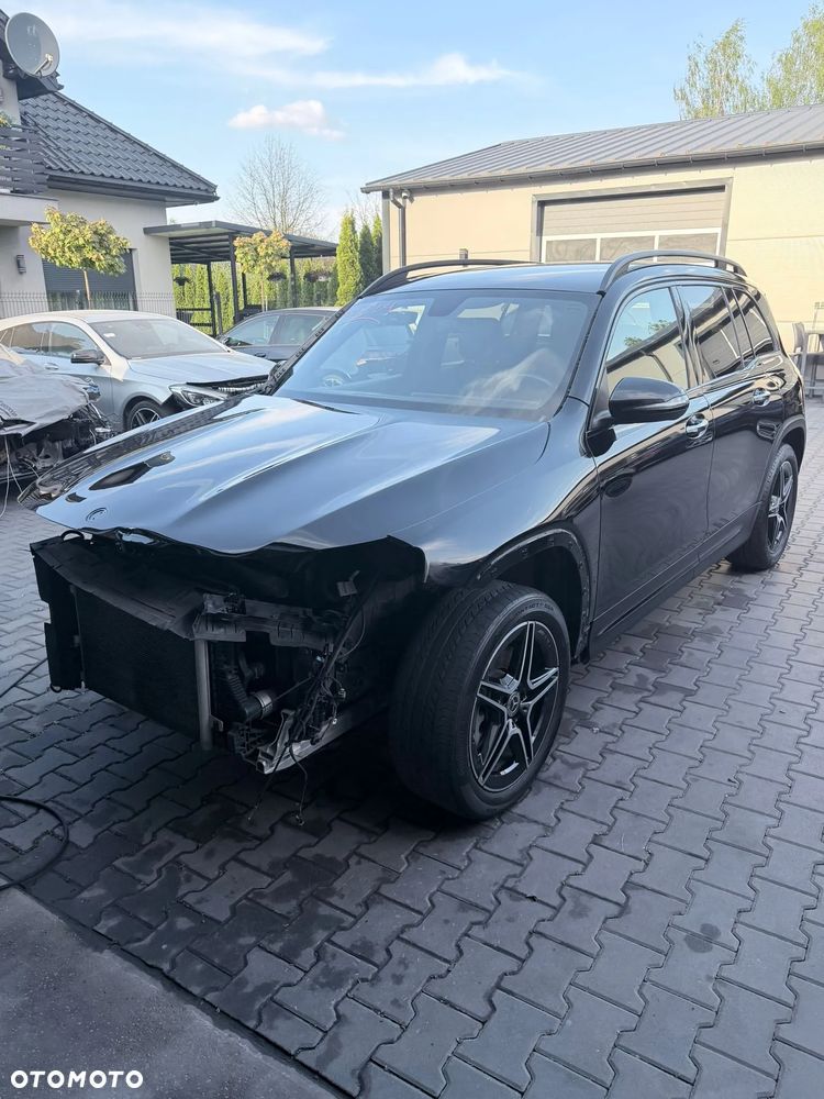 Mercedes-Benz GLB - 6
