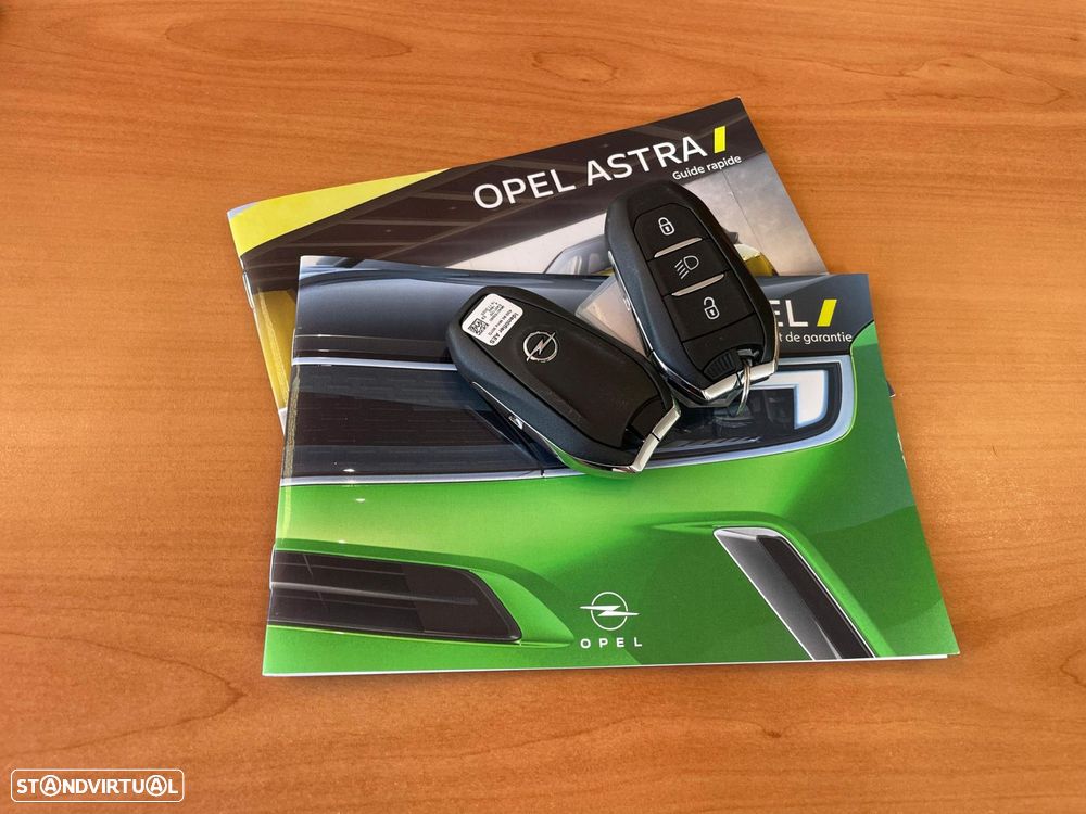 Opel Astra 1.2 T GS Line - 2