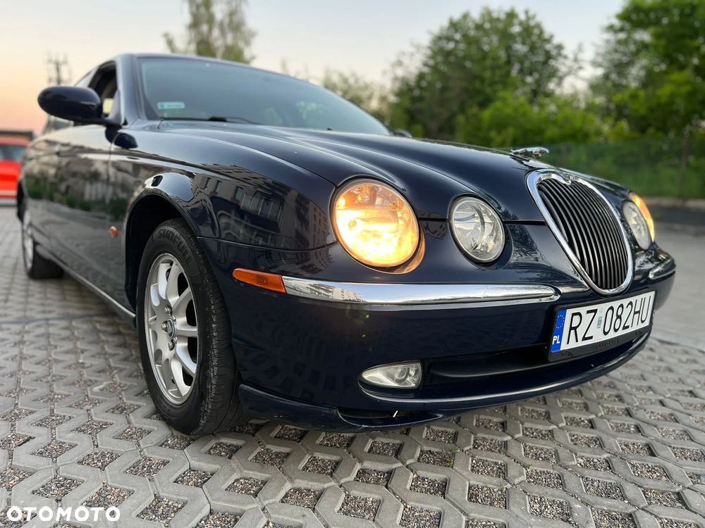 Jaguar S-Type 2.5 V6 Sport - 30