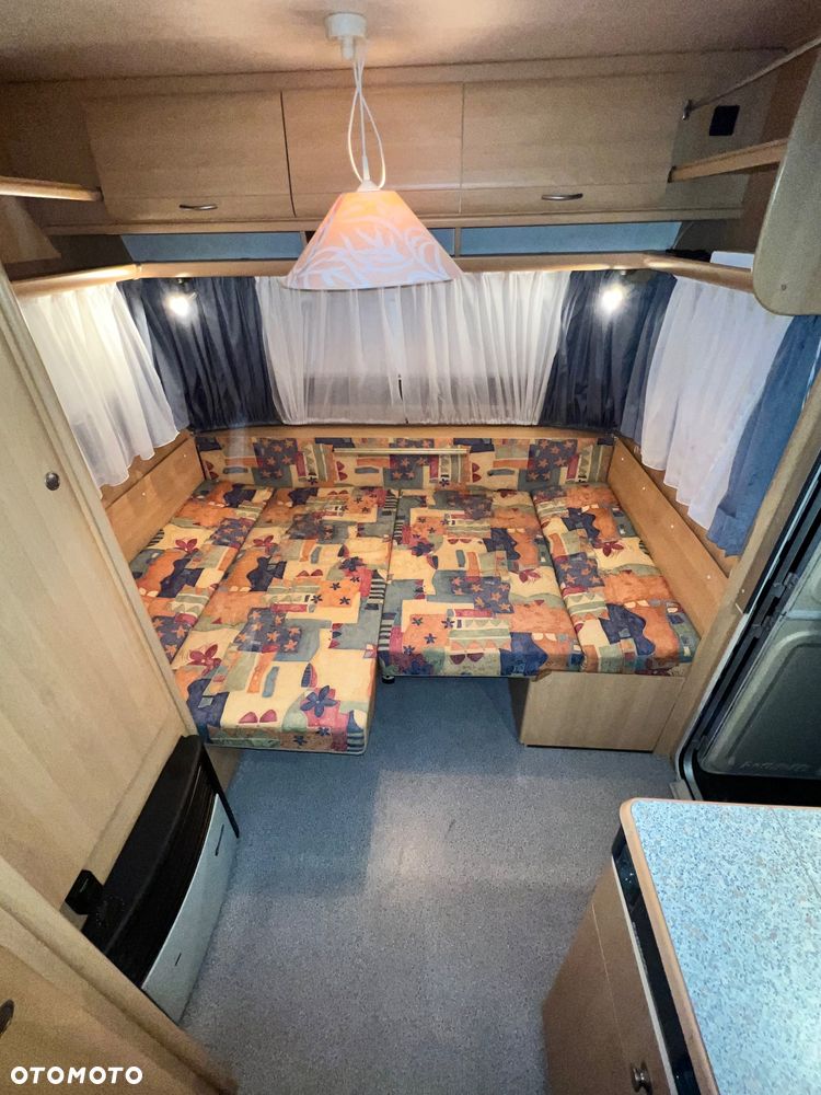Dethleffs Camper 460 - 32