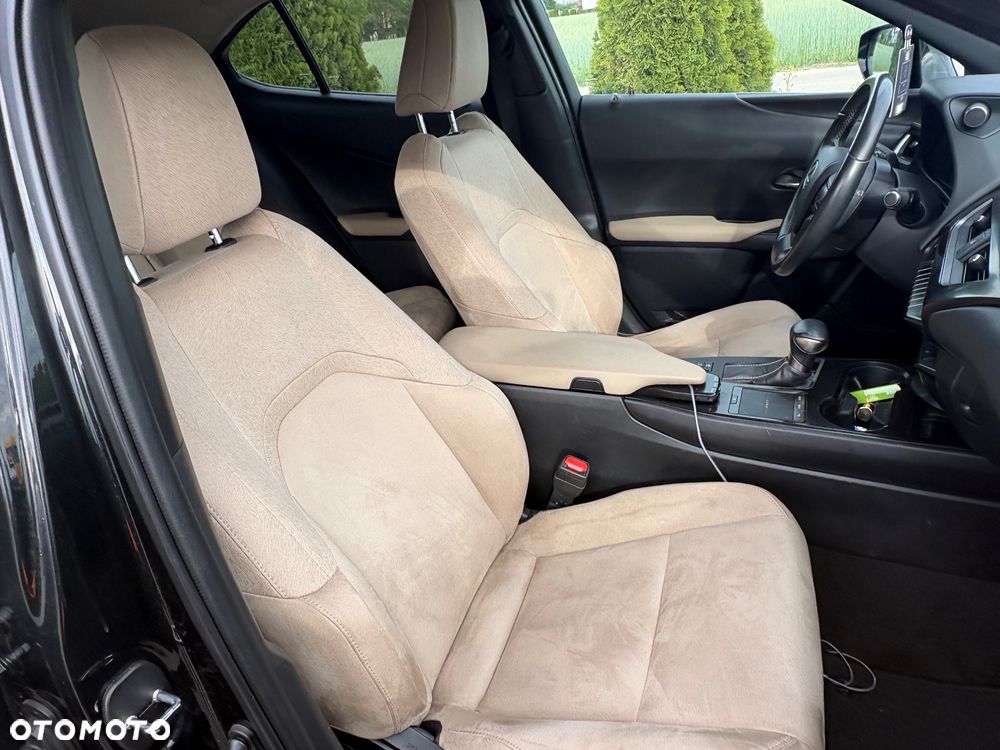 Lexus UX 250h GPF Business Edition 2WD - 15