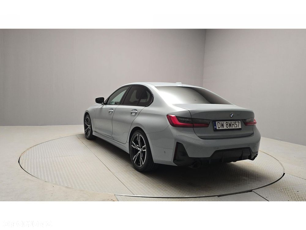 BMW Seria 3 320d xDrive mHEV M Sport - 4