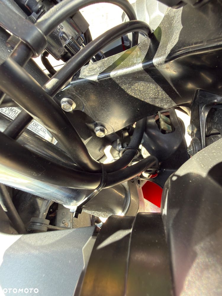 Yamaha R6 - 15