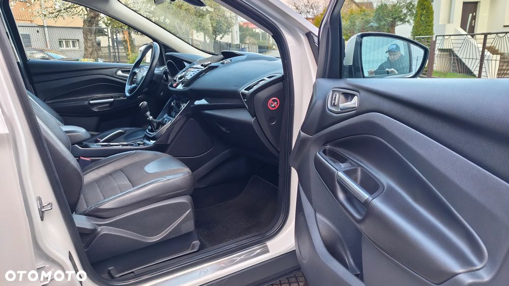 Ford Kuga 1.6 EcoBoost 2x4 Individual - 7