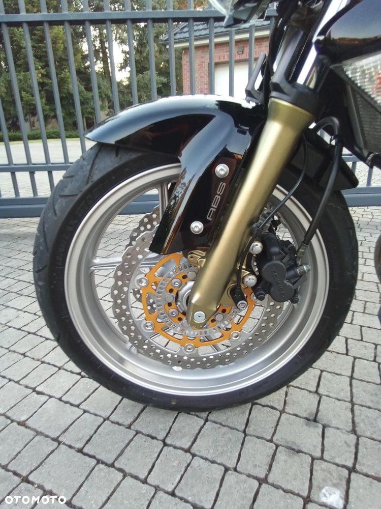 Kawasaki ER - 26
