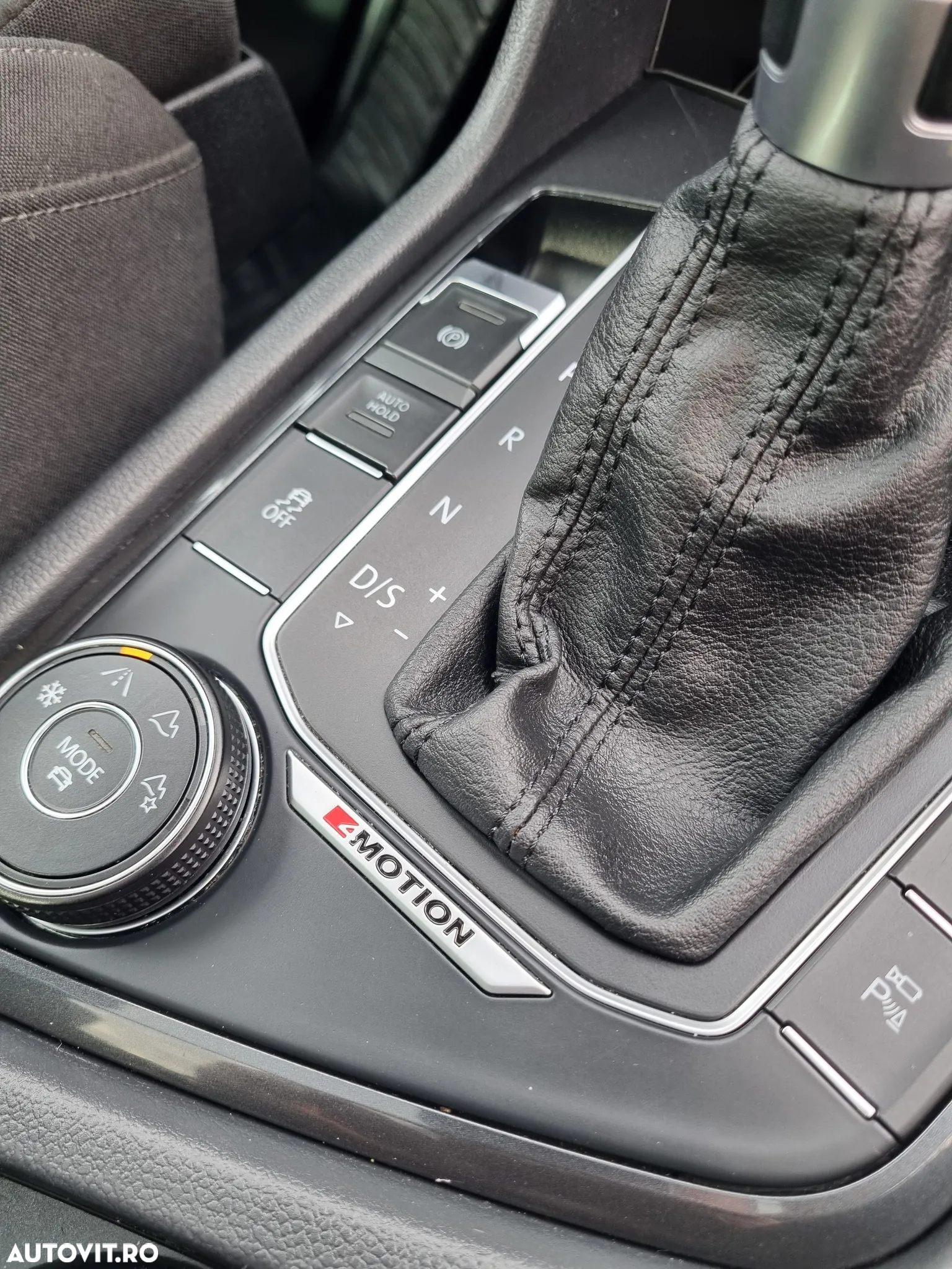 Volkswagen Tiguan 2.0 TDI 4Mot DSG Highline - 12