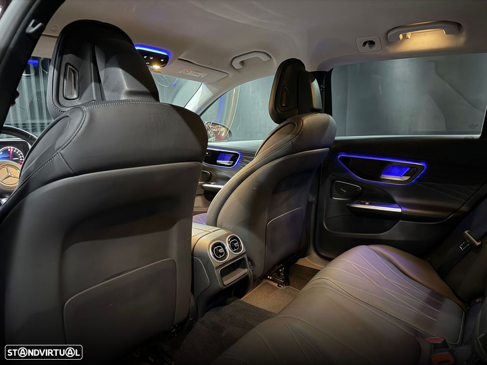 Mercedes-Benz C 300 e T 9G-TRONIC AMG Line - 34