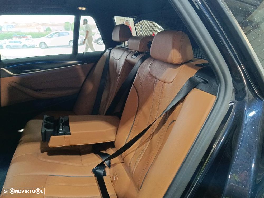 BMW 530 e - 9