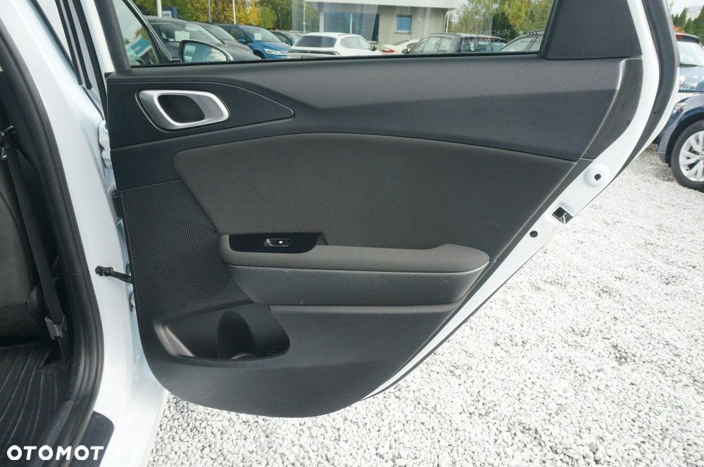 Kia Ceed 1.5 T-GDI M - 29