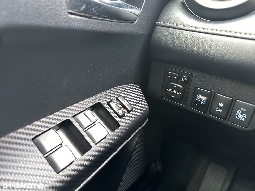 Toyota RAV4 2.0 D-4D Active 4x2 - 17