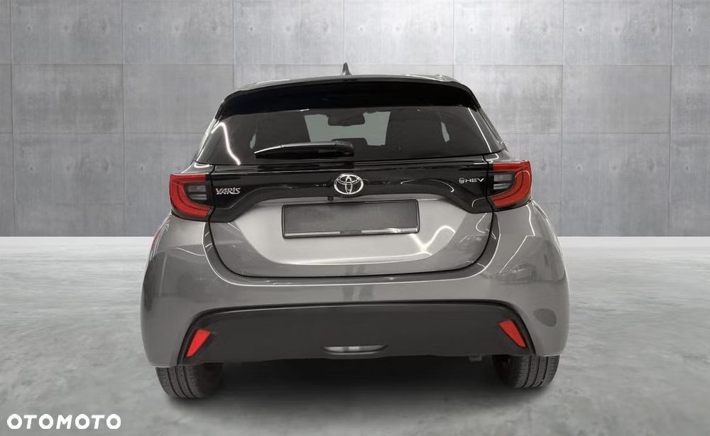 Toyota Yaris Hybrid 1.5 Active - 4