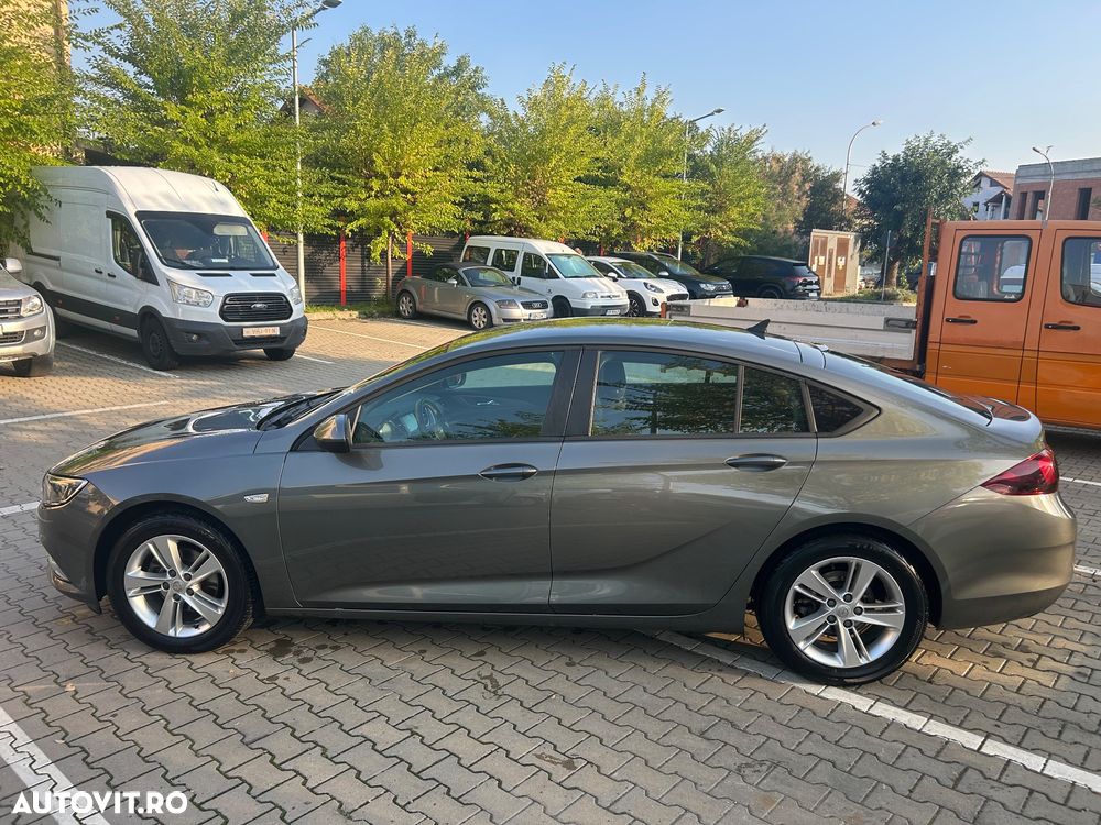 Opel Insignia Grand Sport 1.5 Turbo Start/Stop Dynamic - 2