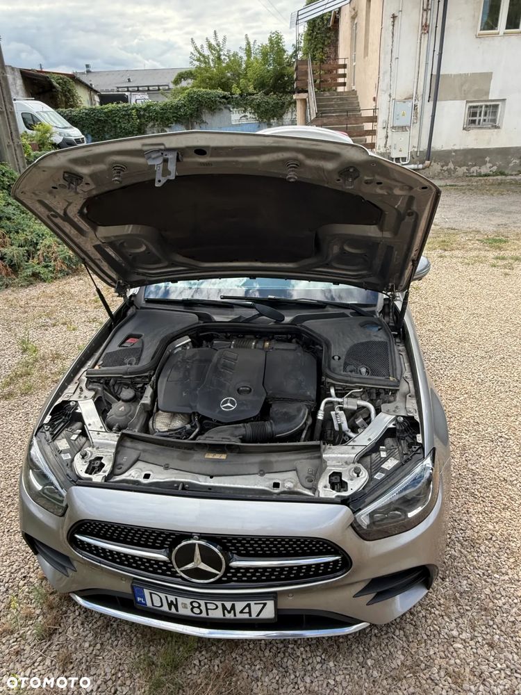 Mercedes-Benz Klasa E - 24