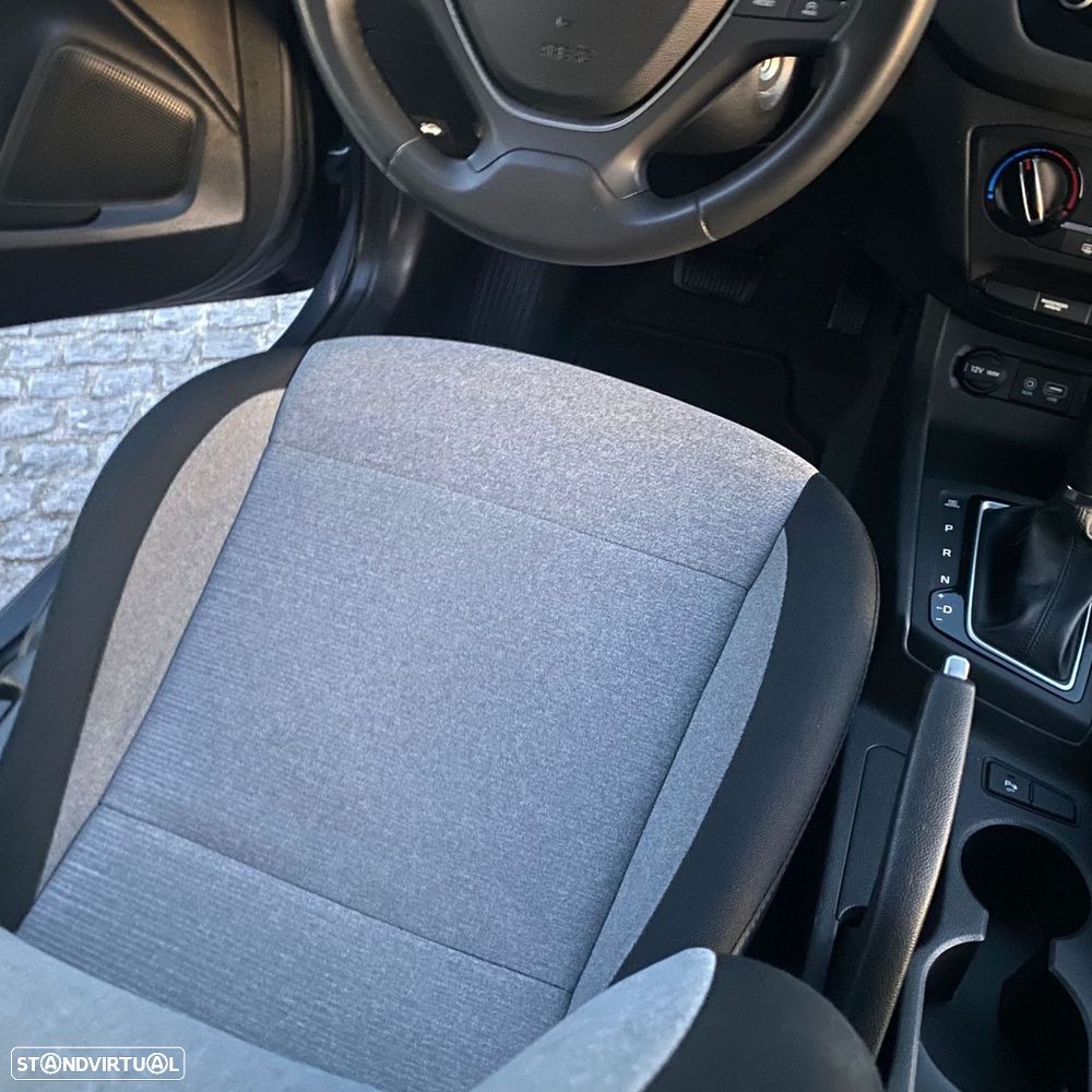Hyundai i20 1.4 Comfort+P.Look+JLL16 AT - 37