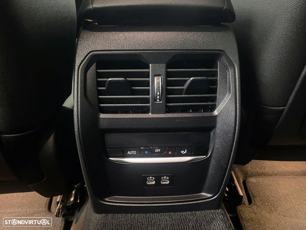 BMW 320 d Pack M Auto - 11