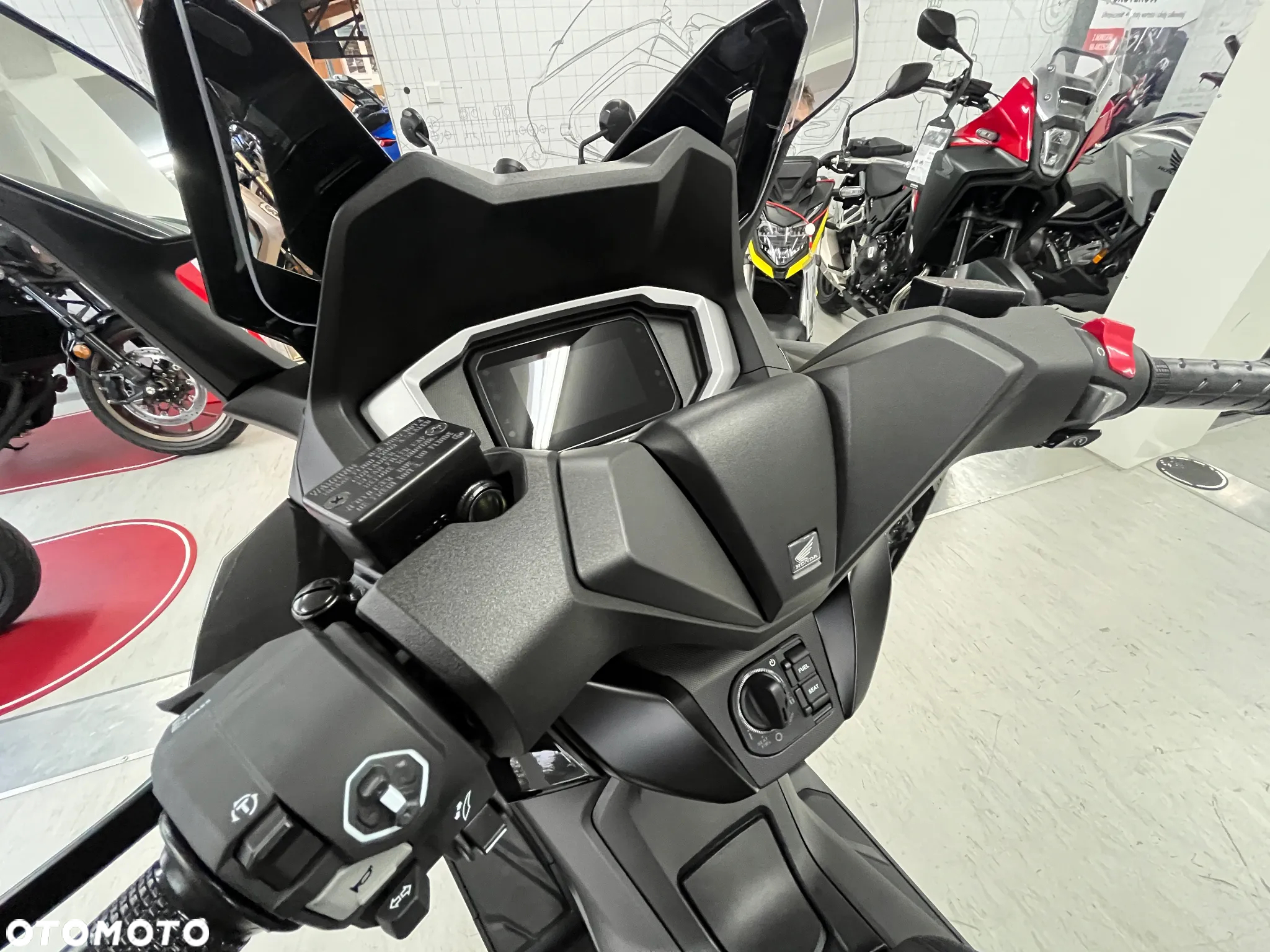 Honda NSS - 10