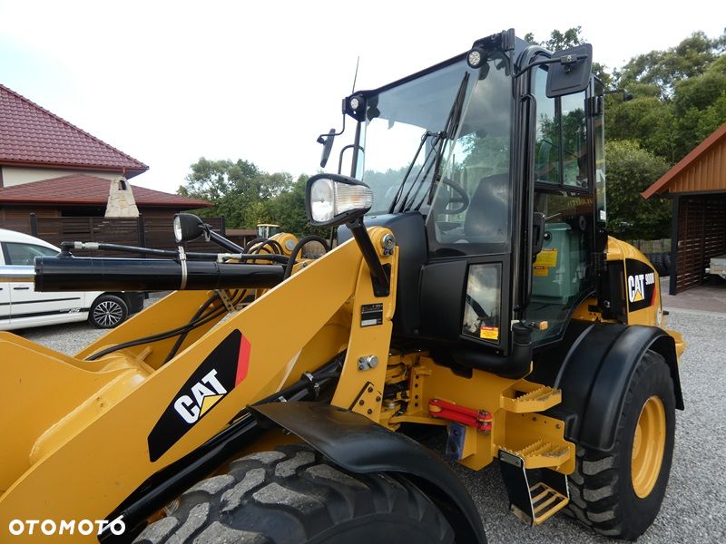 Caterpillar CAT 908M z Niemiec / Tylko 2.855mtg serwisowany / - 22