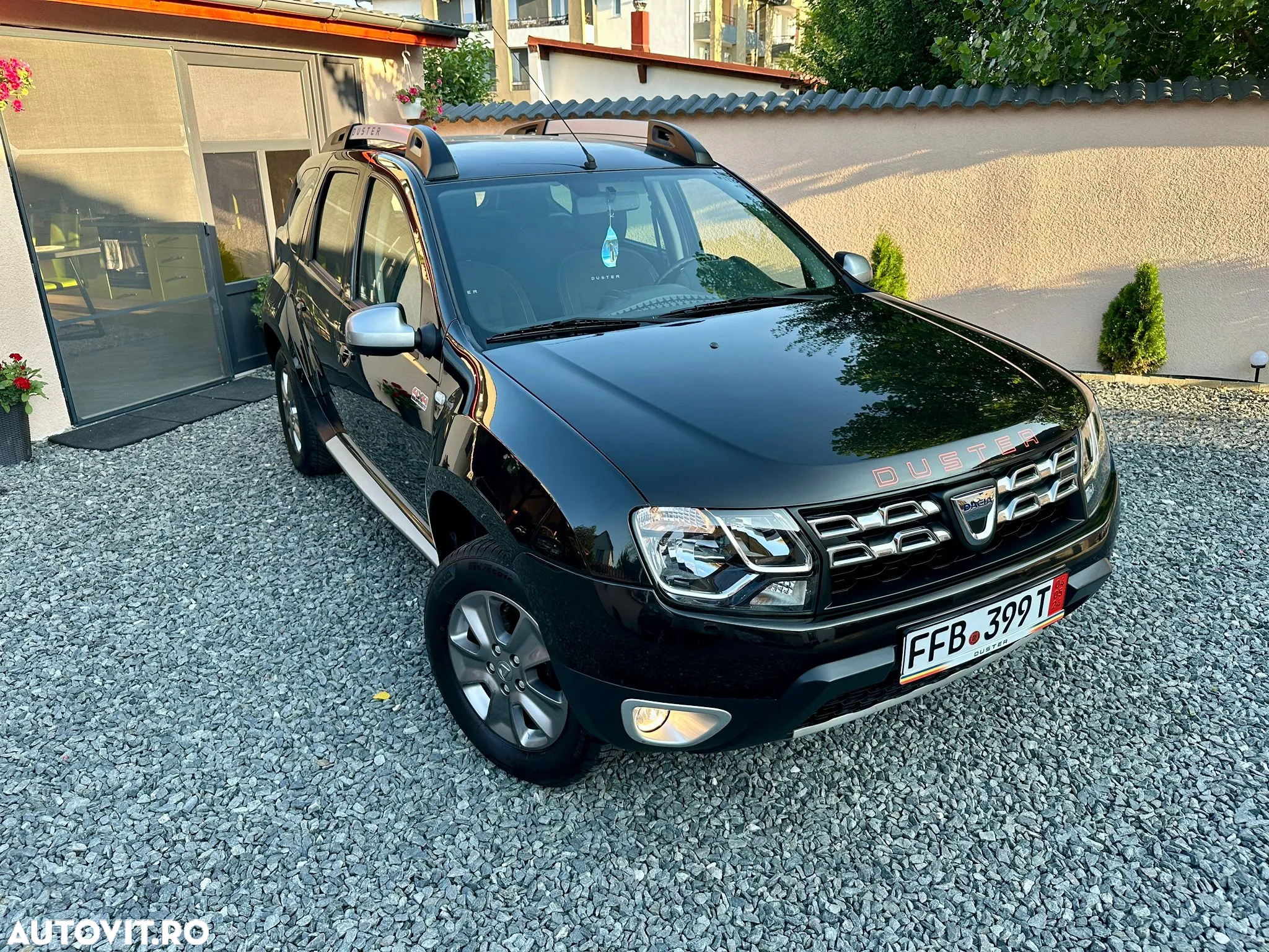 Dacia Duster 1.5 dCi 4x4 Laureate - 3