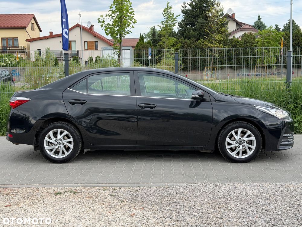 Toyota Corolla 1.6 Premium - 8