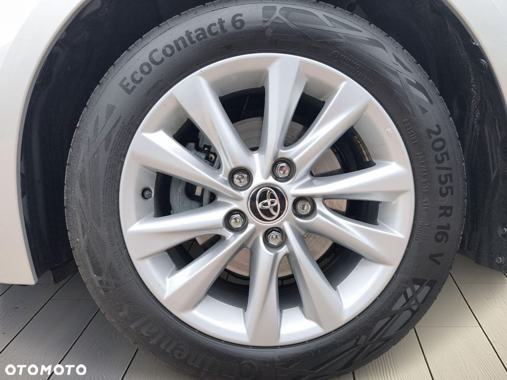 Toyota Corolla 1.8 Hybrid Comfort - 22