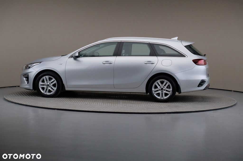 Kia Ceed - 4