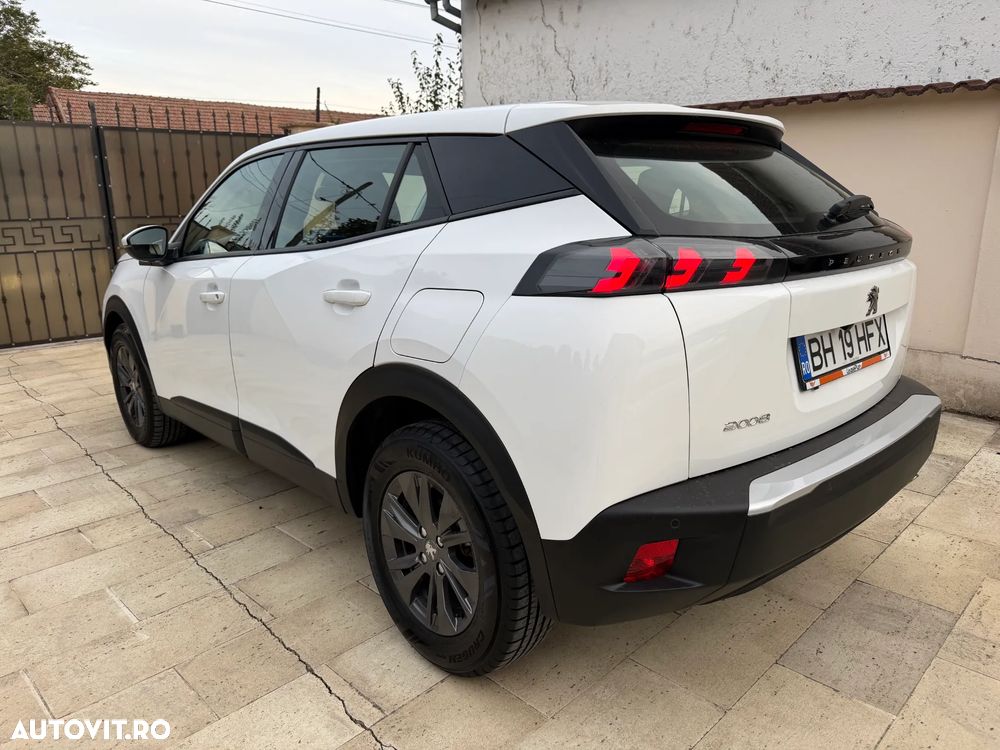 Peugeot 2008 2022 photo 3