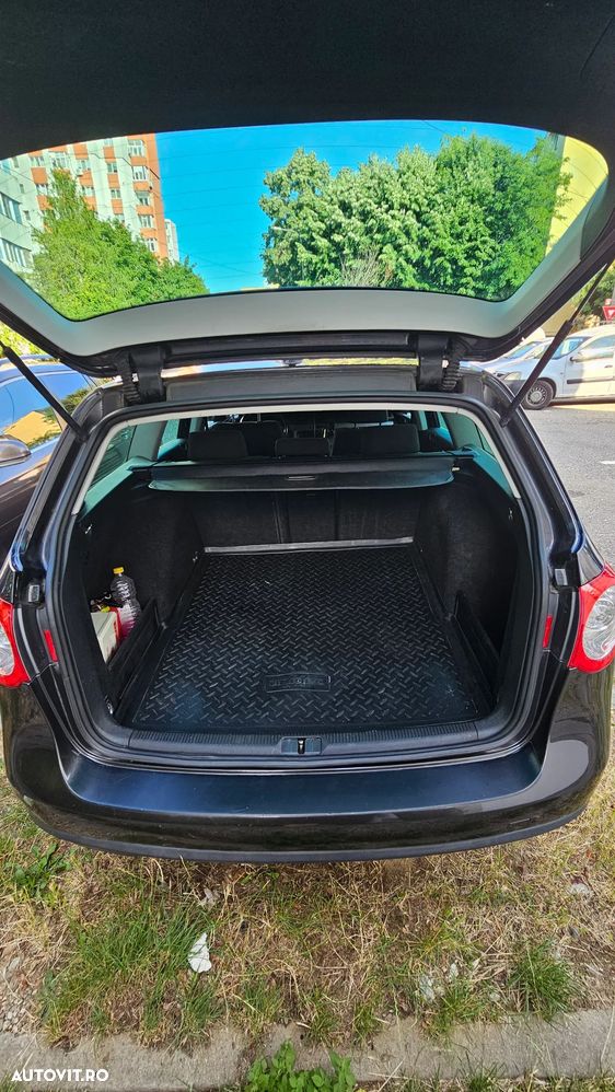 Volkswagen Passat 2.0 TDI DSG Comfortline - 12