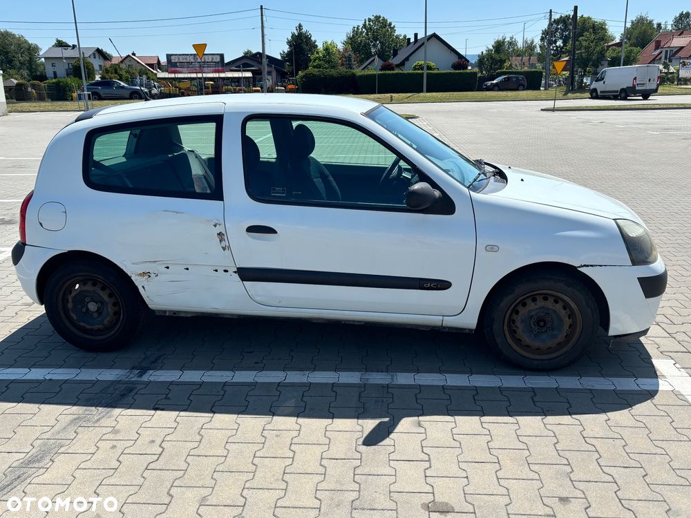 Renault Clio - 3