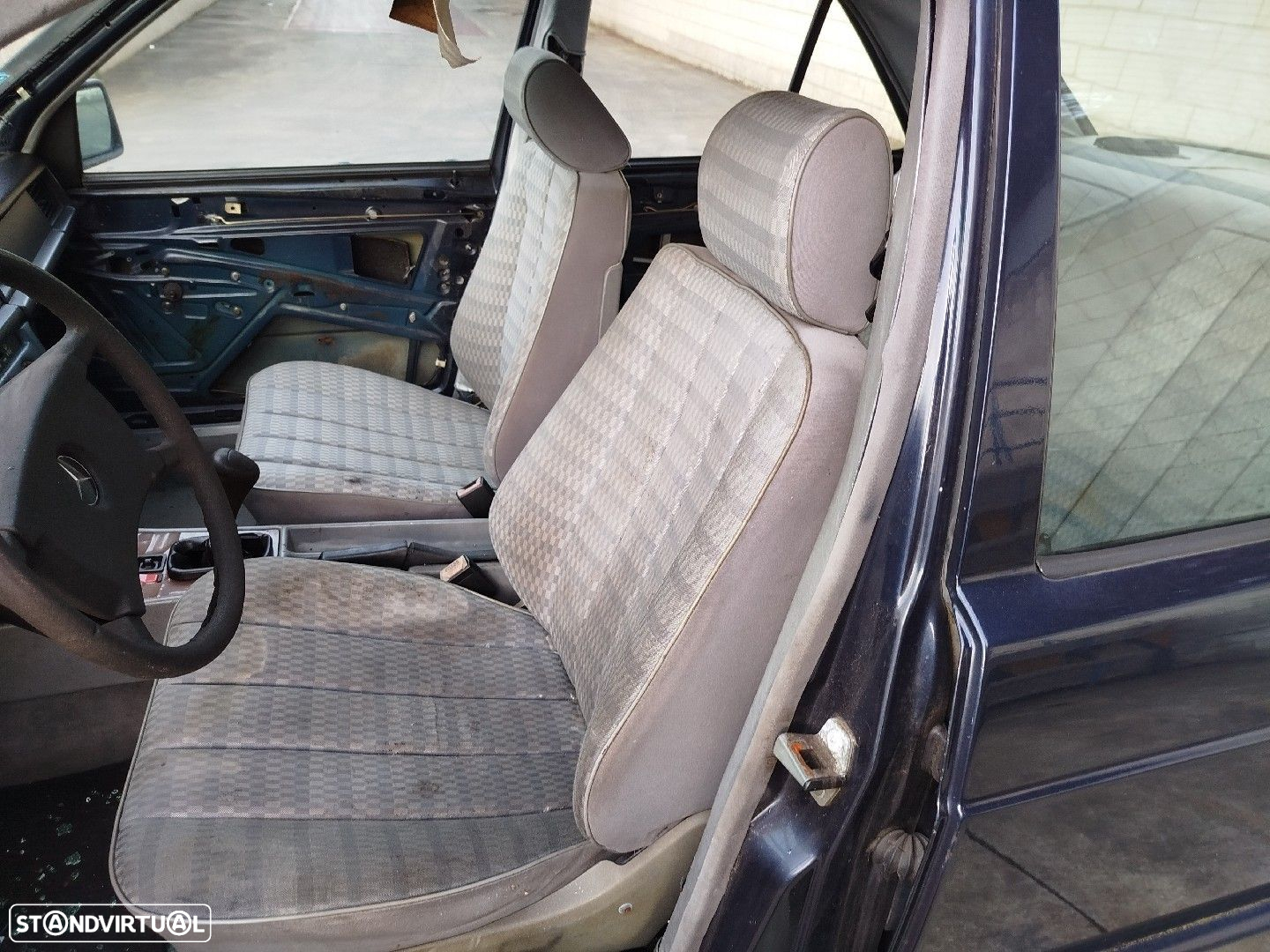 Para peças MERCEDES-BENZ 190 (W201) - 9
