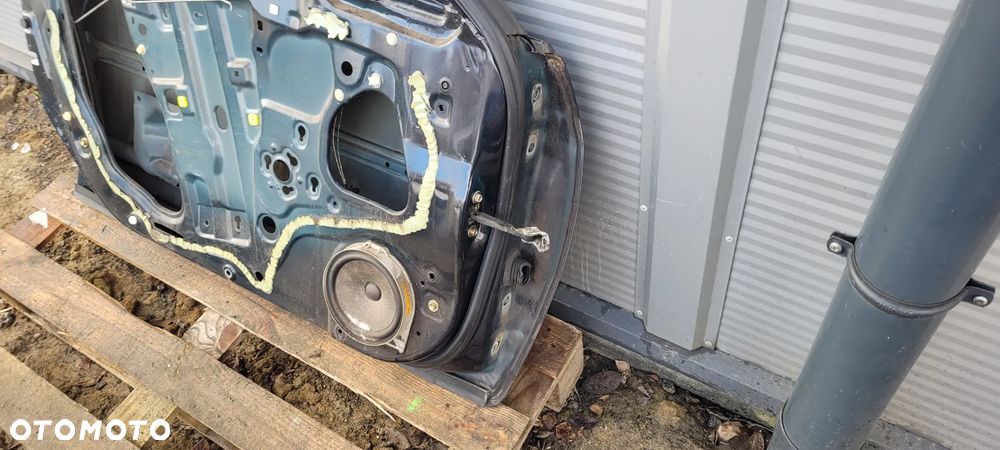 Honda civic VII 4d sedan Drzwi prawy lewy przod NH629M - 26