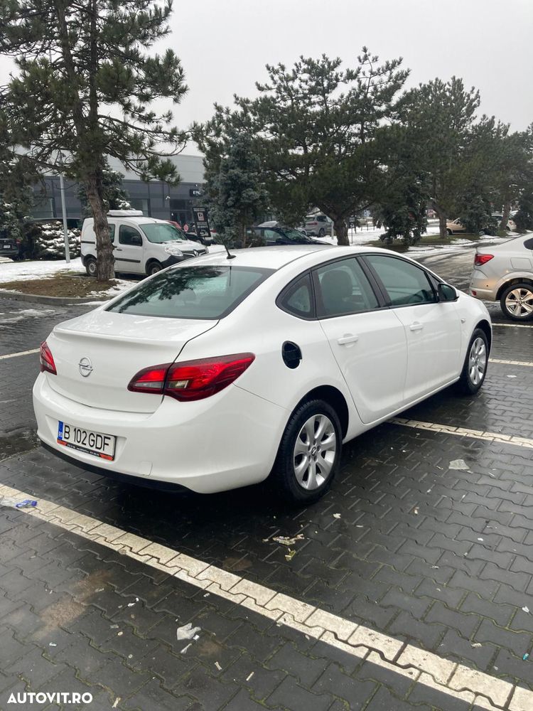 Opel Astra 1.6 TWINPORT ECOTEC Drive - 4