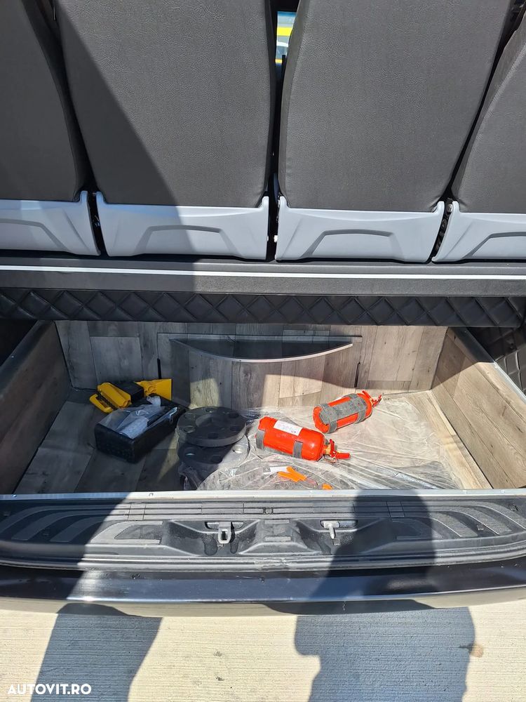 Mercedes-Benz Sprinter 519 - 9