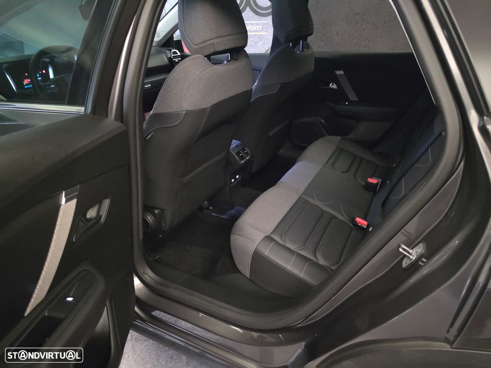 Citroën e-C4 X MAX - 8