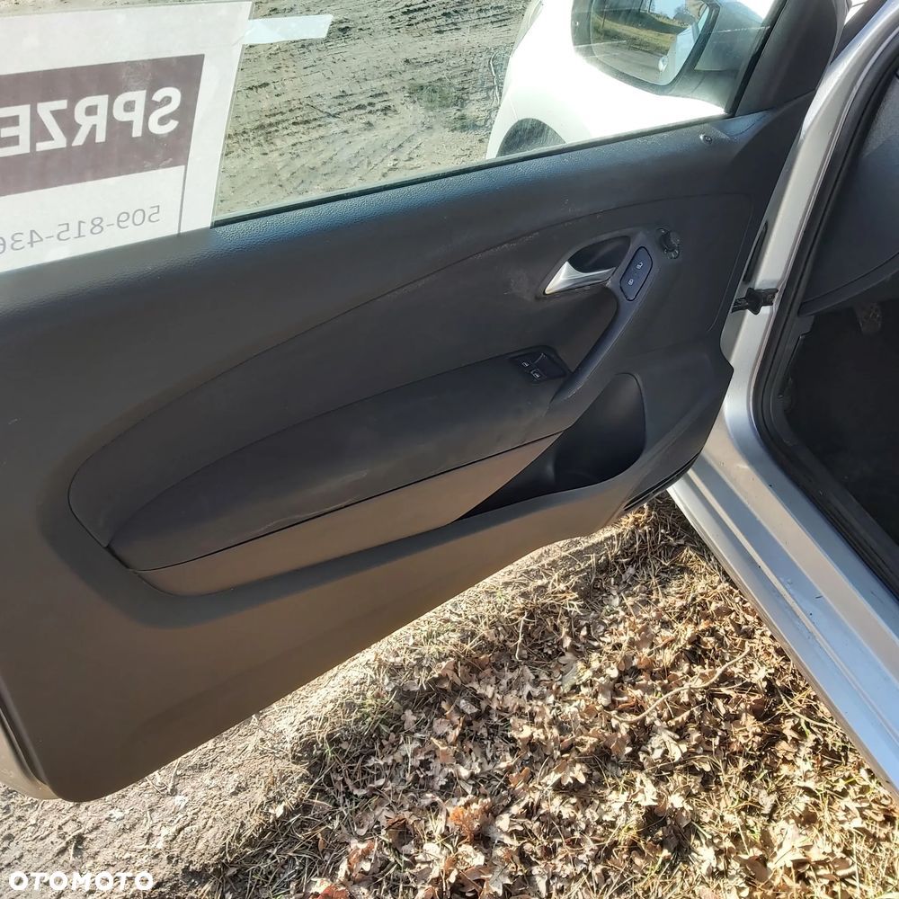 Volkswagen Polo 1.6 TDI DPF Comfortline - 16