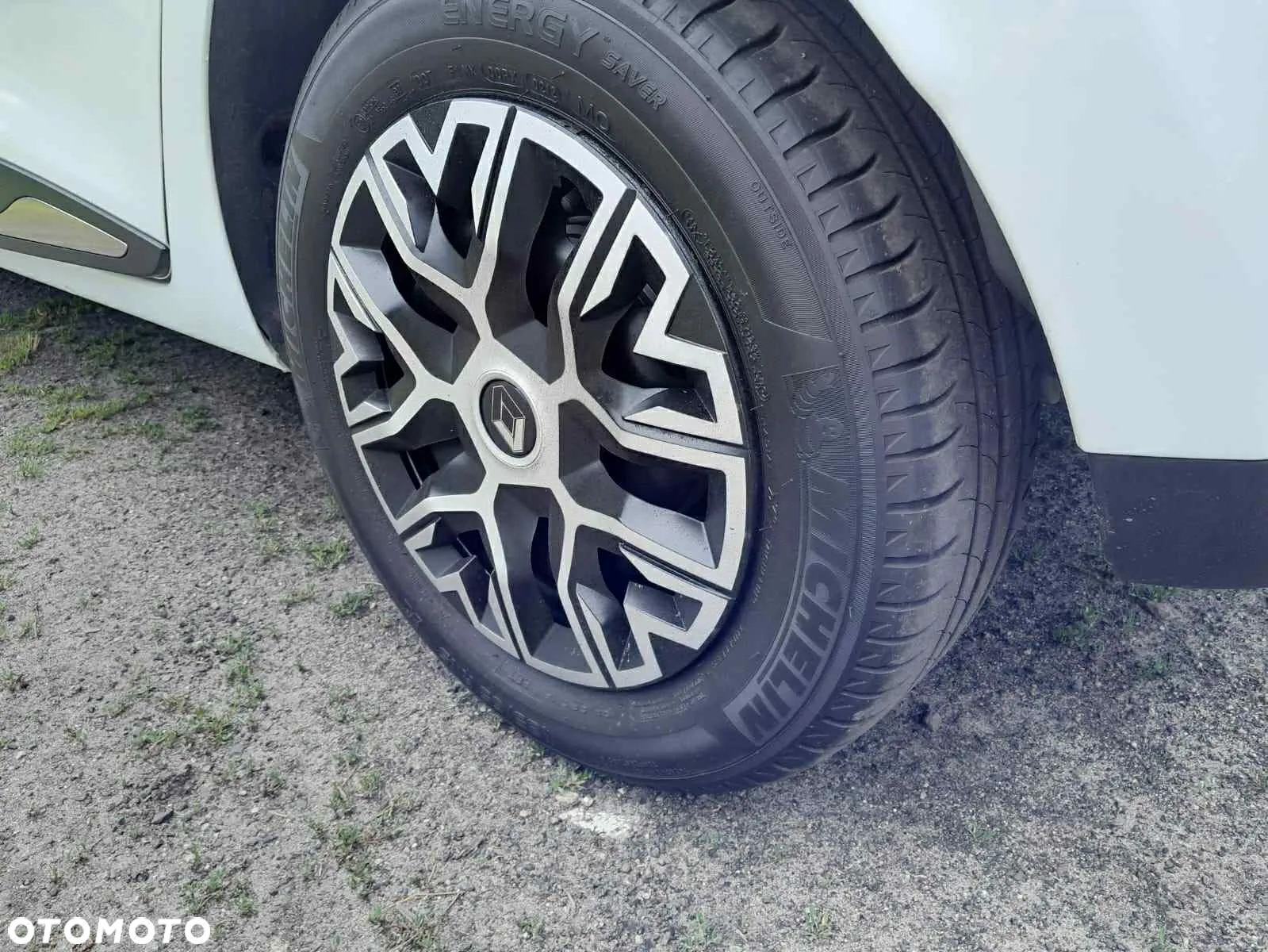 Renault Clio - 8