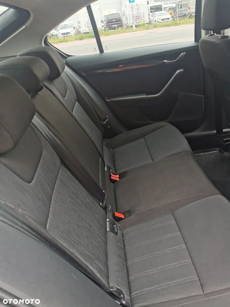 Skoda Octavia 1.5 TSI ACT Style DSG - 12