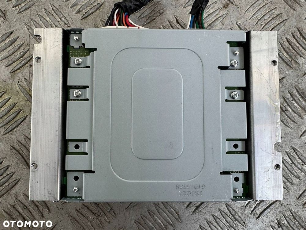 KIA Carens IV 2013-2019 Wzmacniacz audio - 3