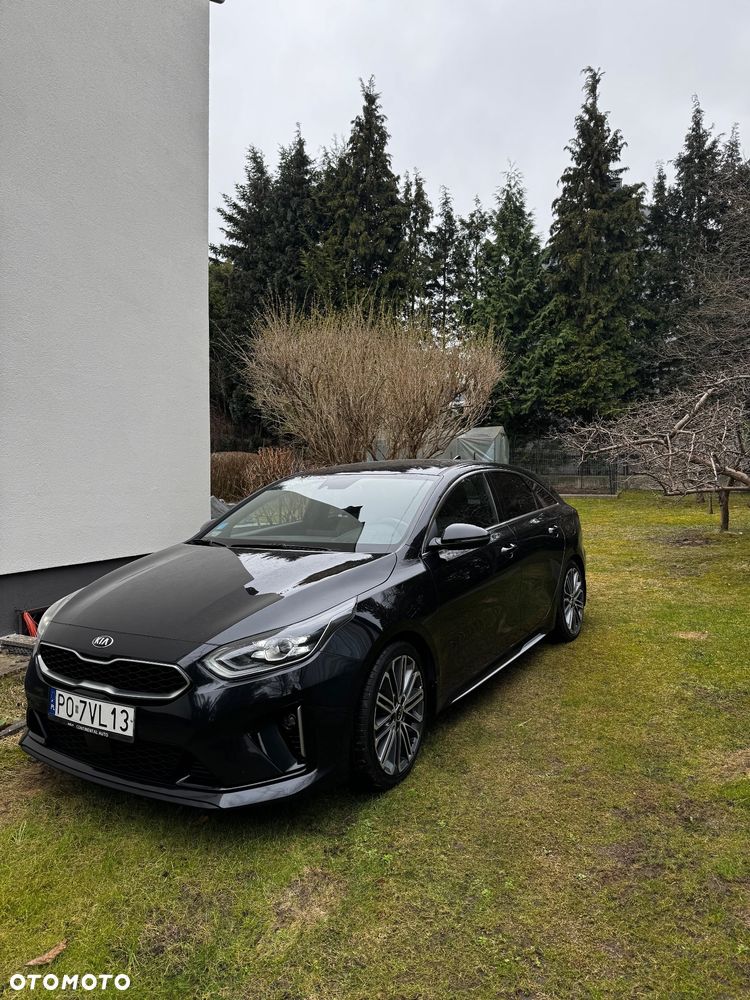 Kia ProCeed - 23