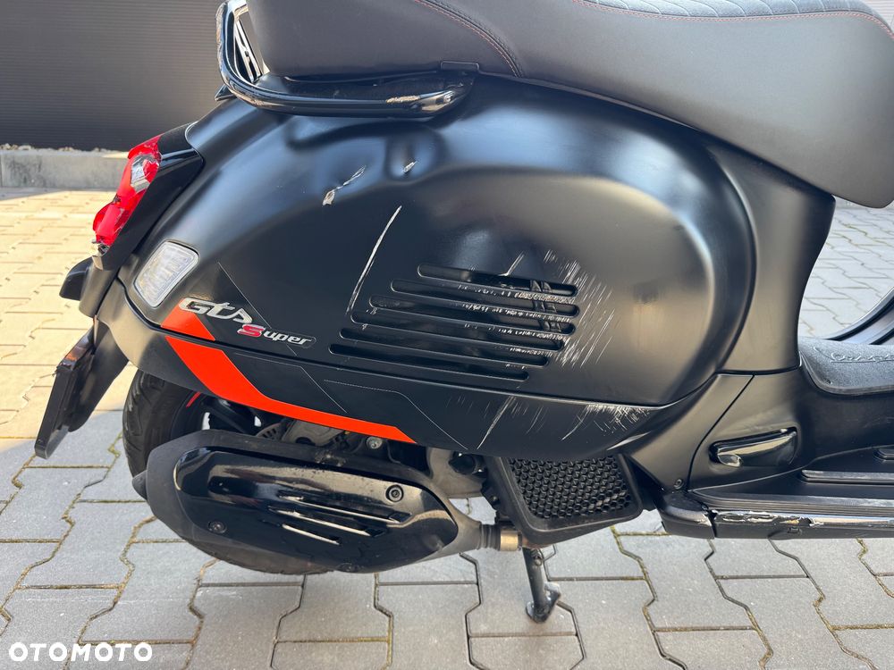 Vespa GTS - 16
