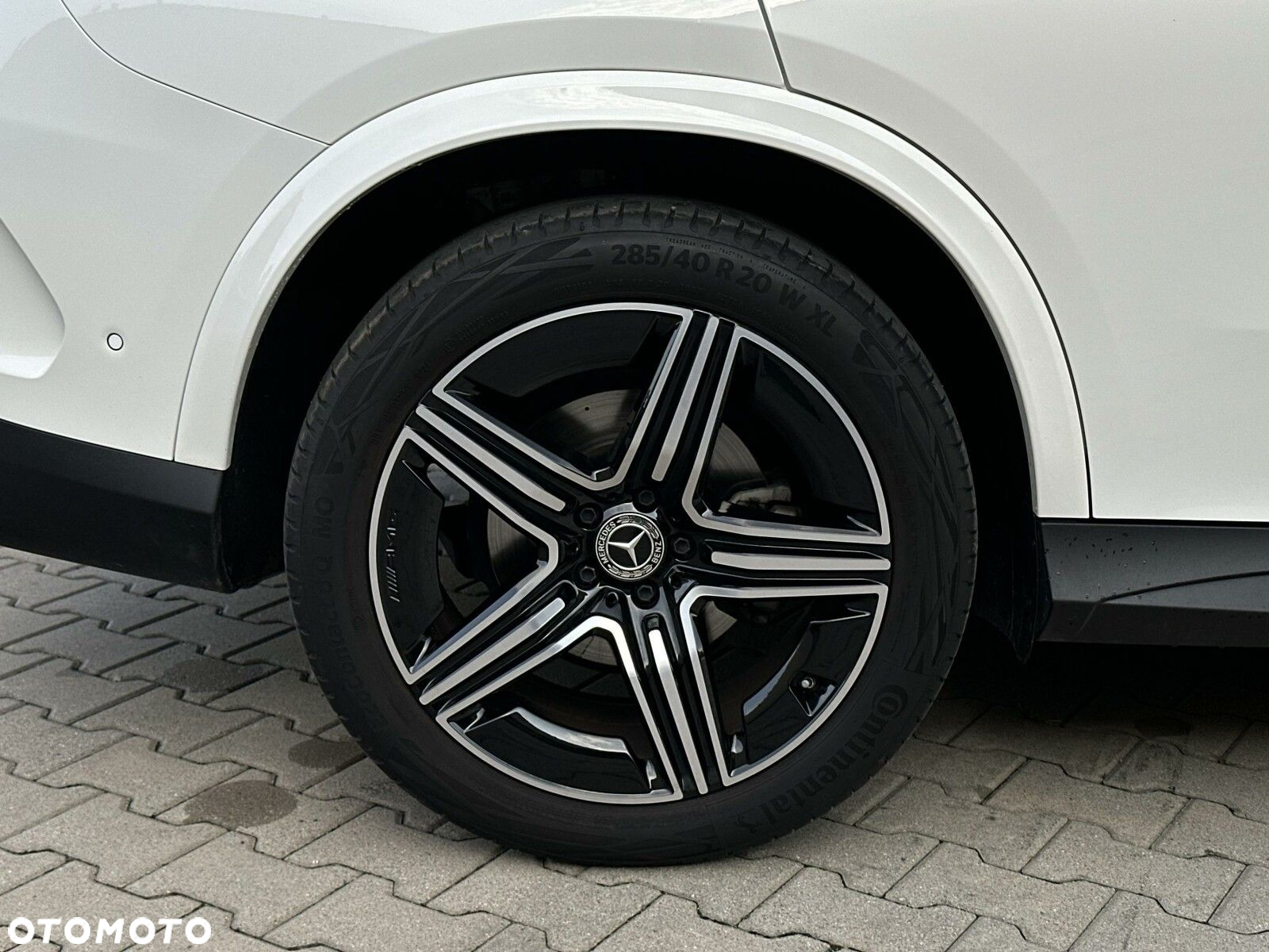 Mercedes-Benz GLC - 7