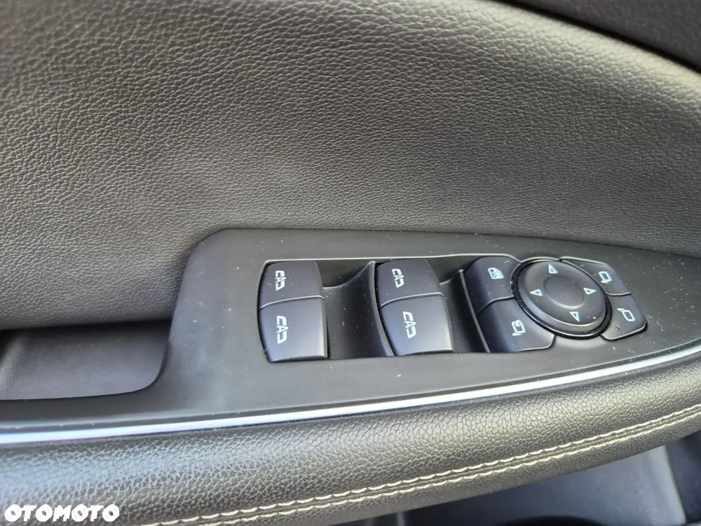 Opel Insignia 1.5 T Innovation S&S - 34